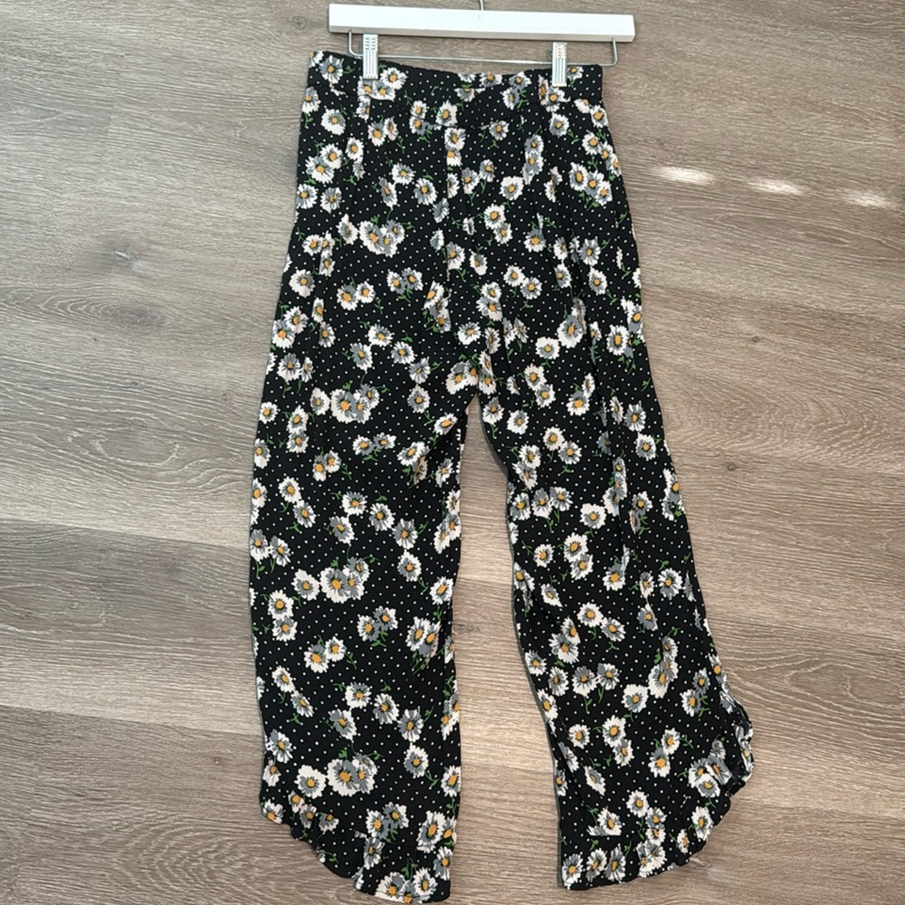 NWOT Floral Zara